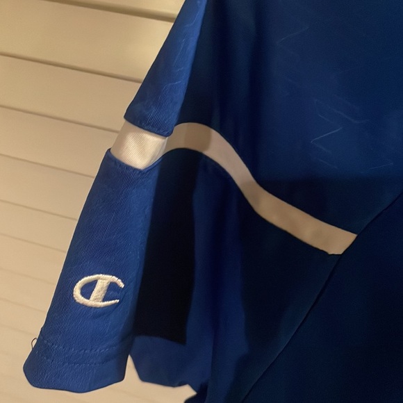 Womens Champion Shirt - Picture 5 of 5